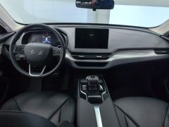 Hongqi E-QM5 500km Travel Edition - photo 16
