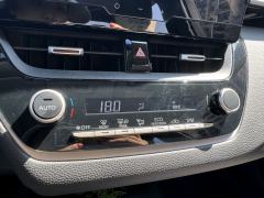 Toyota Corolla Dual-Engine 1.8L Elite Edition - ფოტო 16