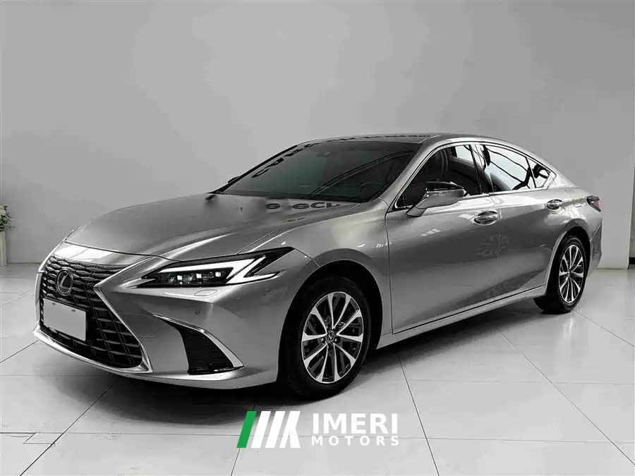 Lexus ES 200 Premium Edition - ავტომობილი ჩინეთიდან