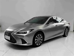 Lexus ES 200 Premium Edition - ფოტო 1