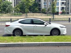 Toyota Camry Dual-Engine 2.0HE Elite Edition - photo 8