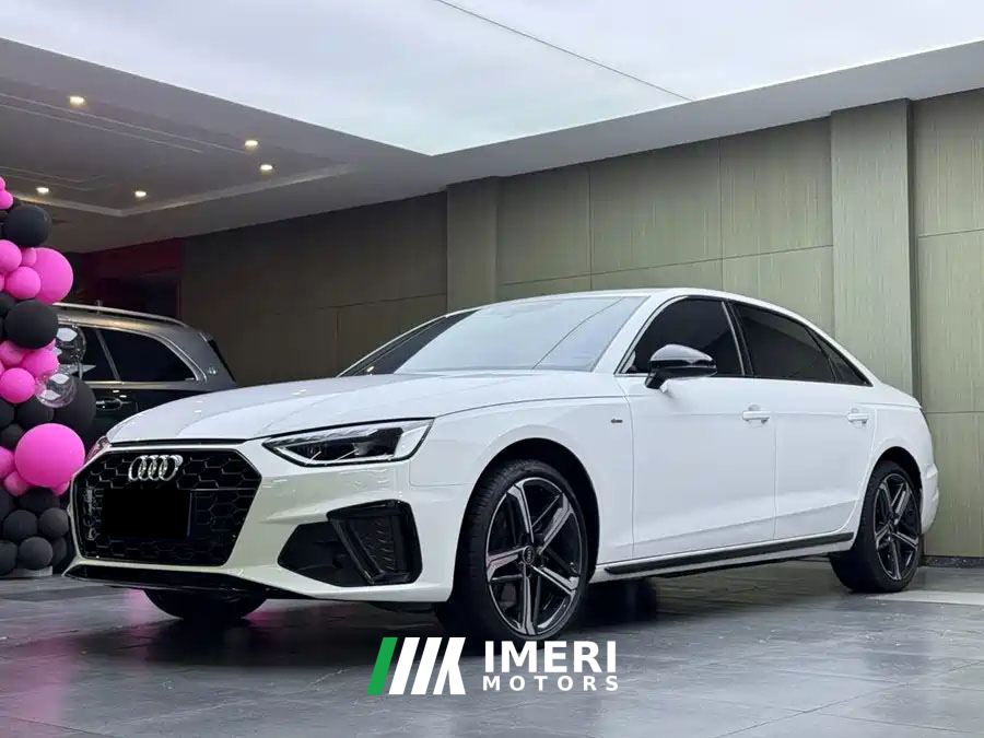 Audi A4L 40 TFSI Life Enjoyment Edition - автомобиль из Китая