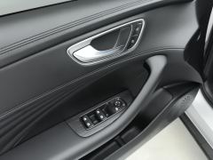 Roewe D7 PHEV 1.5L 125km Edition - ფოტო 13