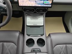 Leapmotor C11 EREV 300 Exclusive Edition - ფოტო 19