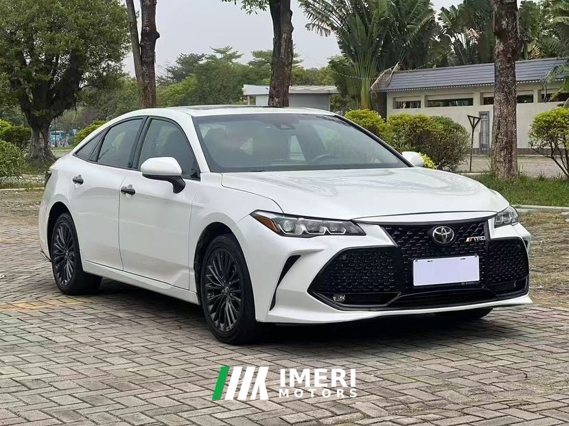 Toyota Avalon 2.5L Tiptronic Luxury Edition China VI