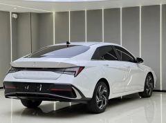 Hyundai Elantra 1.5L GLS Leading Edition - фото 4