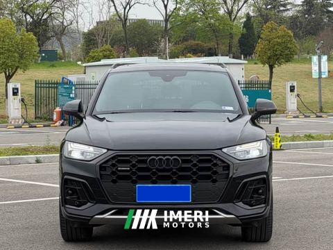 2026 Audi Q5L quattro 45th Anniversary Heritage Edition 40 TFSI Luxury Dynamic Edition - автомобиль из Китая