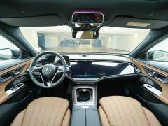 Mercedes-Benz E Class E-Class E 300 L Luxury - фото 7