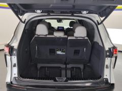 Toyota Sienna Dual-Engine 2.5L Comfort Edition - photo 7