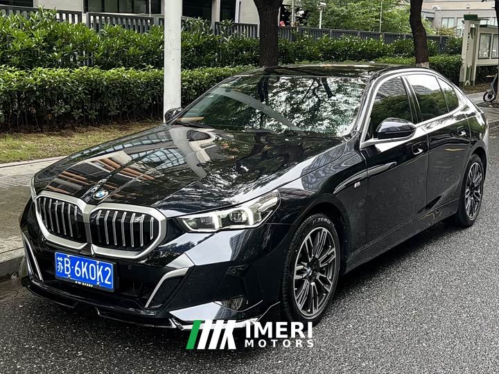 BMW 5 Series 530Li Leading M Sports Package