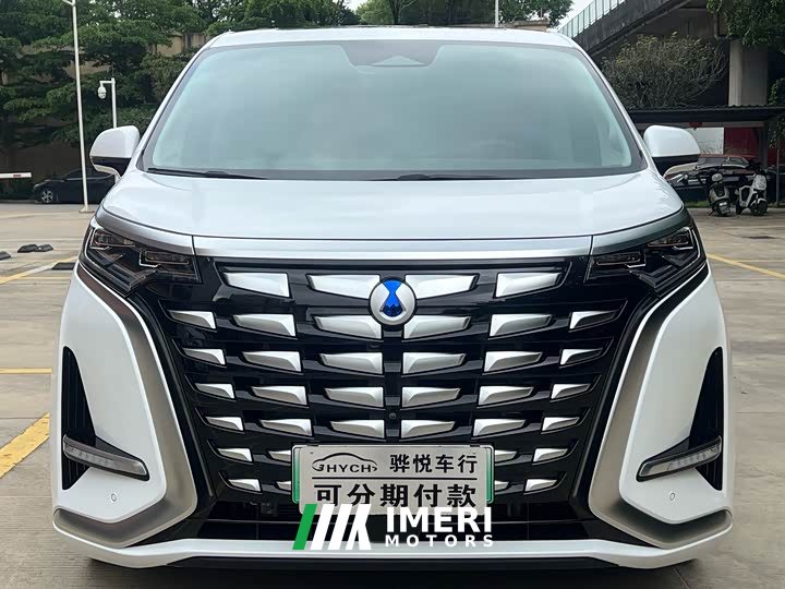 Denza D9 DM-i 980 four-wheel drive flagship