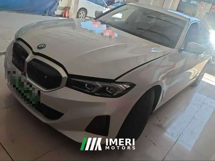 BMW i3 eDrive 35 L