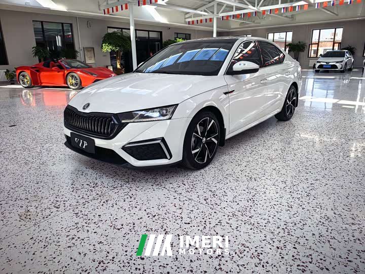 Lynk & Co Octavia PRO TSI280 Exclusive Edition