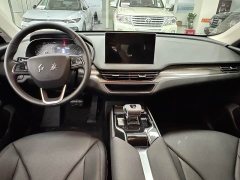Hongqi E-QM5 2022 431km Charging Enjoyment Edition - ფოტო 8