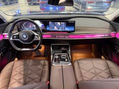 BMW 7 Series 2023 735Li Luxury Line - ფოტო 7