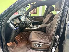 BMW X5 2022 facelift xDrive 40Li M sports package - ფოტო 15