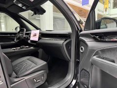 Zeekr 009 2024 6-Seater Executive AWD 108kWh - ფოტო 15