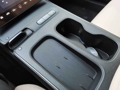 NIO ET5T 2025 75kWh Touring - ფოტო 18