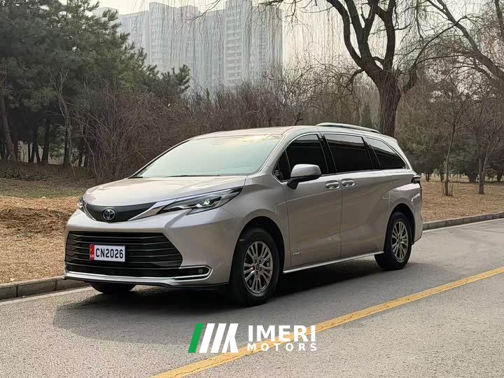 Toyota SIENNA 2021 2.5L Hybrid Comfort Edition