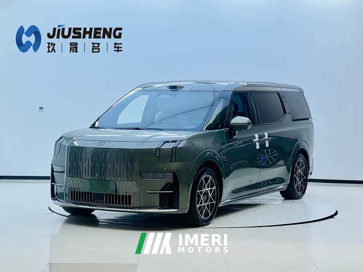 Zeekr 009 seven-seat aisle version four-wheel drive 108kWh