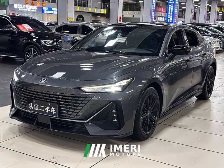 Changan UNI-V 2023 1.5T premium