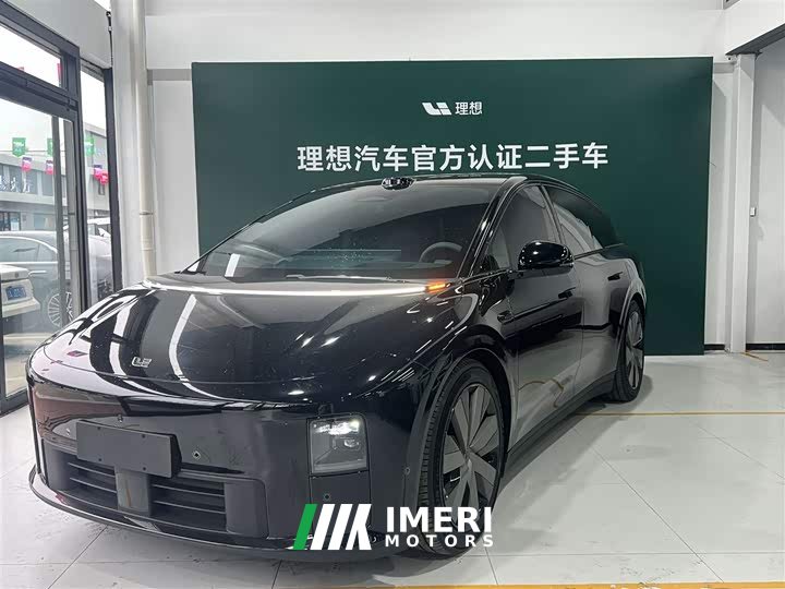 Li Auto Ideal i6 four-wheel drive standard version