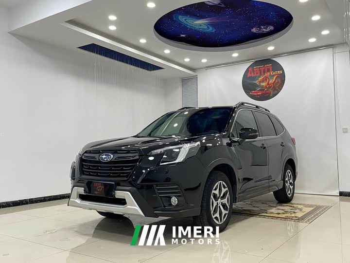 Subaru Forester 2.0i AWD luxury version EyeSight