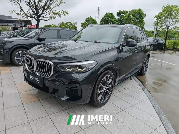 BMW X5 (Imported) xDrive30i M Sports Package