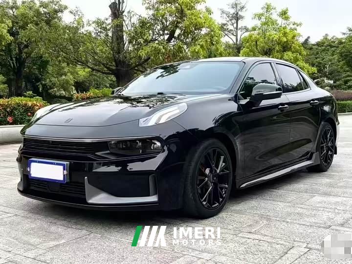 Lynk & Co 03 1.5TD DCT Plus