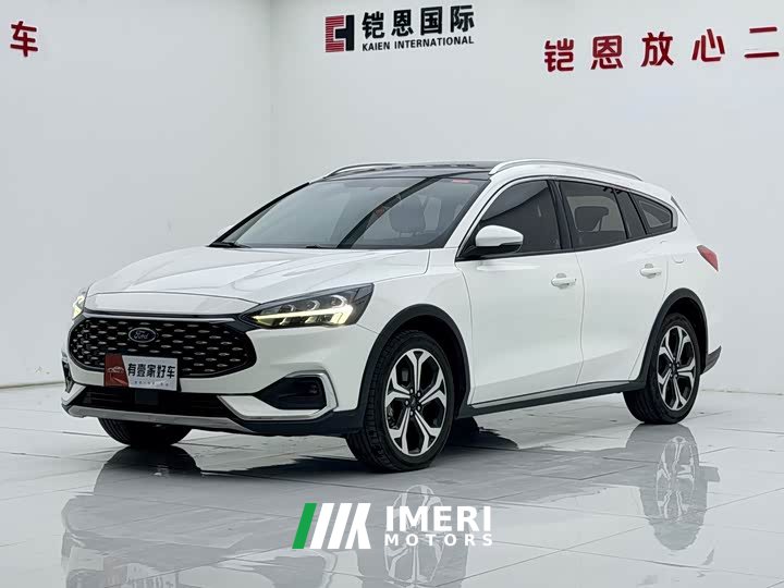 Lynk & Co Focus hunting version EcoBoost 180 automatic hunting type