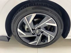 Hyundai Elantra 2023 1.5L CVT GLX Elite - ფოტო 12