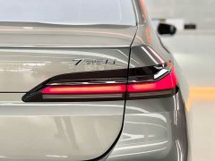 BMW 7 Series 2023 735Li M Sports Package - ფოტო 17