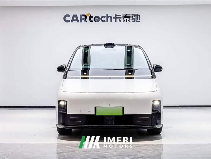Li Auto Ideal MEGA Ultra