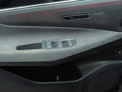 Lynk & Co 08 EM-P 2023 220km four-wheel drive performance Halo - photo 16