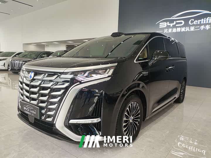 Denza D9 DM-i smart driving version 1020 four-wheel drive flagship