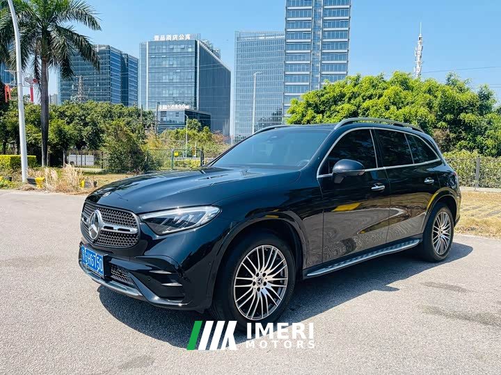 Mercedes-Benz GLC 300 L 4MATIC Dynamic 5-seater