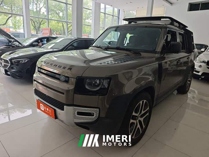 Land Rover Defender 110 P400 Dark Special Edition