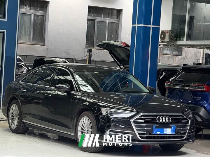 Audi A8 A8L 50 TFSI quattro Comfort