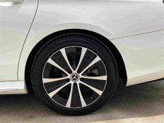Mercedes-Benz E-Class New Energy 2022 E 350 e L plug-in hybrid sedan - ფოტო 17