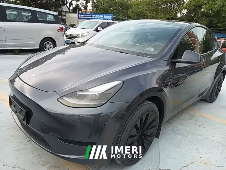 Tesla Model Y Facelift Rear-Wheel Drive