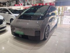 Li Auto Li Xiang MEGA Ultra - ფოტო 1