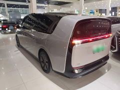 Li Auto Li Xiang MEGA Ultra - ფოტო 4