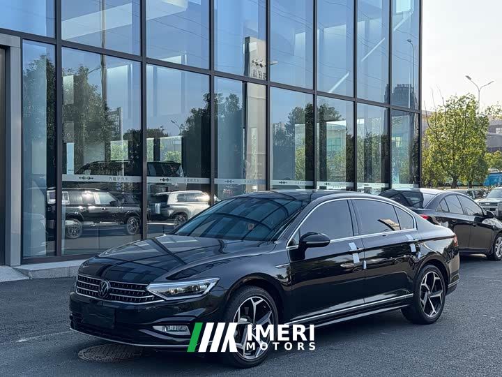 Volkswagen Magotan 2 Million Units Commemorative Edition 330TSI DSG Luxury