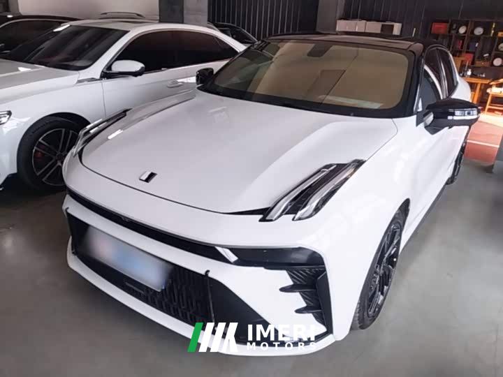 Lynk & Co 03 1.5T DCT Vigor Plus