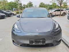 Tesla Model Y Rear-Wheel Drive - photo 2