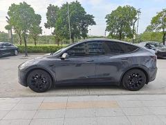 Tesla Model Y Rear-Wheel Drive - photo 3