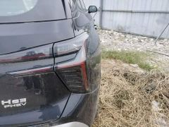 FAW Red Flag HS3 PHEV 117km Dynamic Edition - ფოტო 7