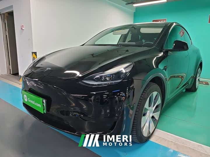Tesla Model Y Facelift Rear-Wheel Drive