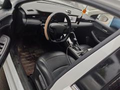 Roewe MG i5 1.5L CVT Prestige - ფოტო 14