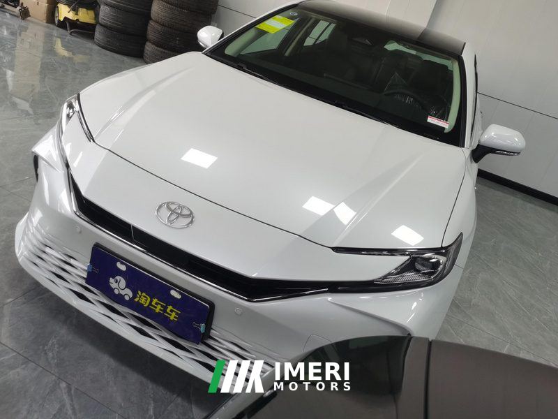 Toyota Camry Dual-Engine 2.0HG Prestige Edition - автомобиль из Китая